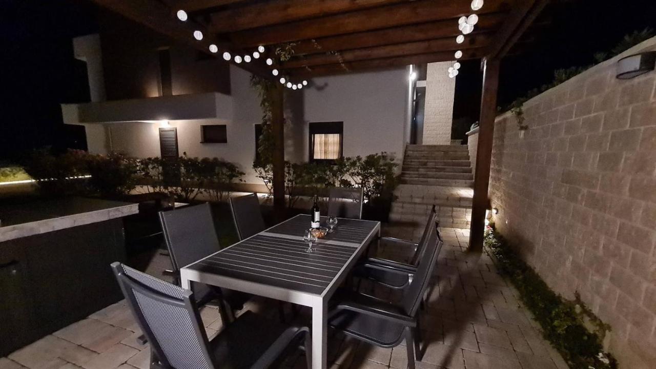 Vila Primorka Apartmani Oleander シロ エクステリア 写真